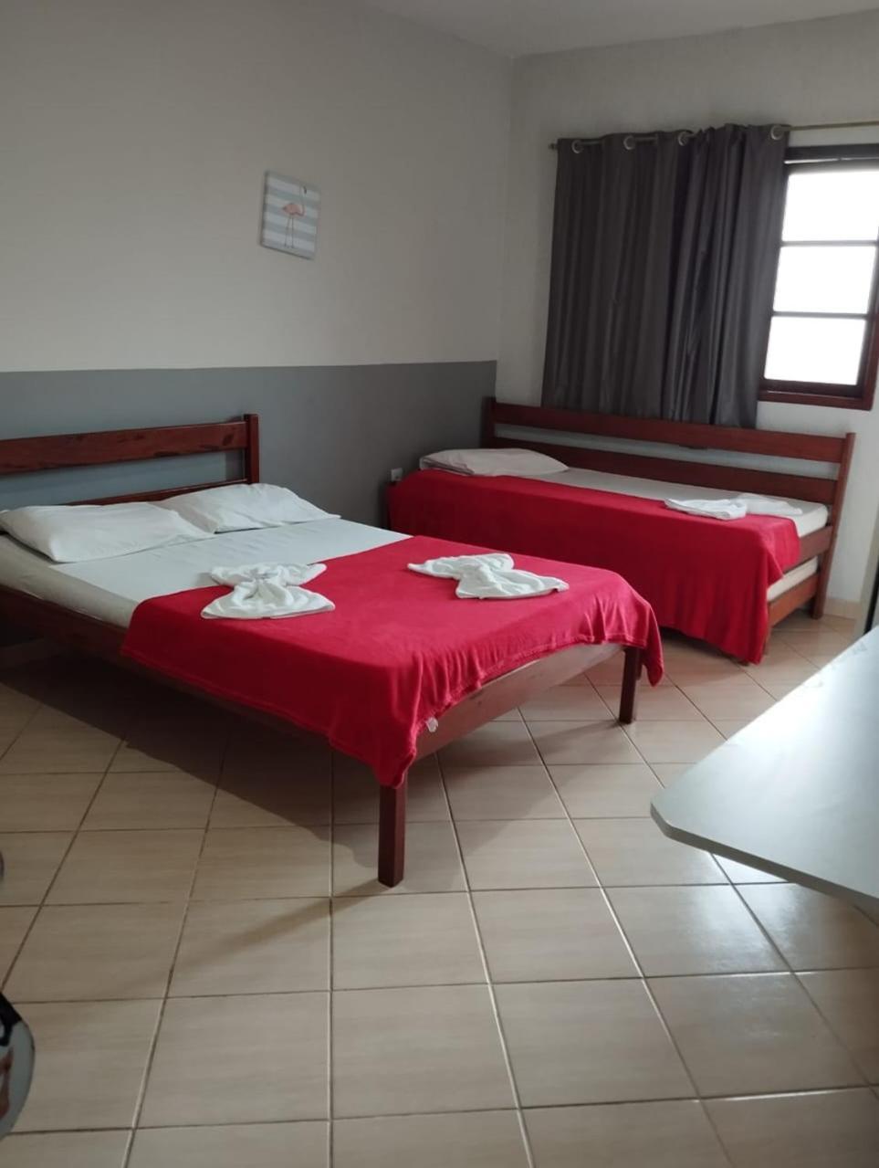 Hotel Pousada Em Guarapari - Pousada Paraiso - Predio 124 Стая снимка